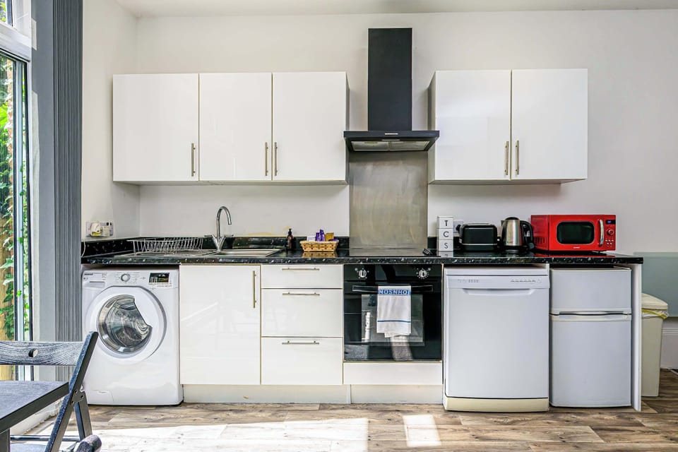 Well-equipped kitchen