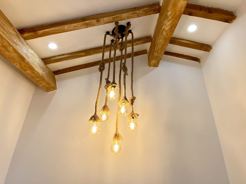 Light fixture upstairs 