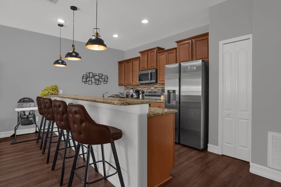 2939BuccaneerPalmRd(14)