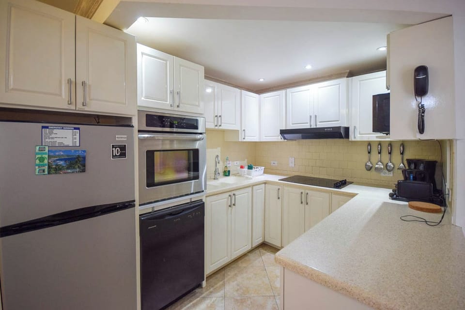 The fully outfitted kitchen has all you'll need while on holiday