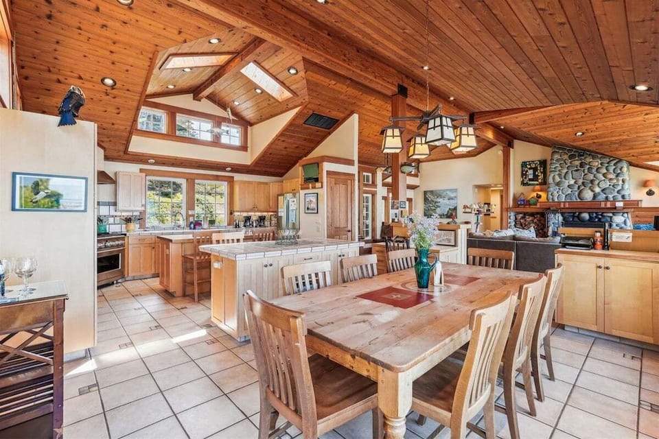 Dining and Kitchen at Cove Beach Lodge