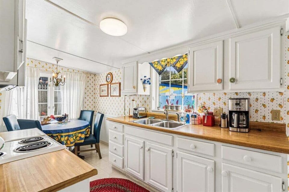 Kitchen at Sandpiper Cottage