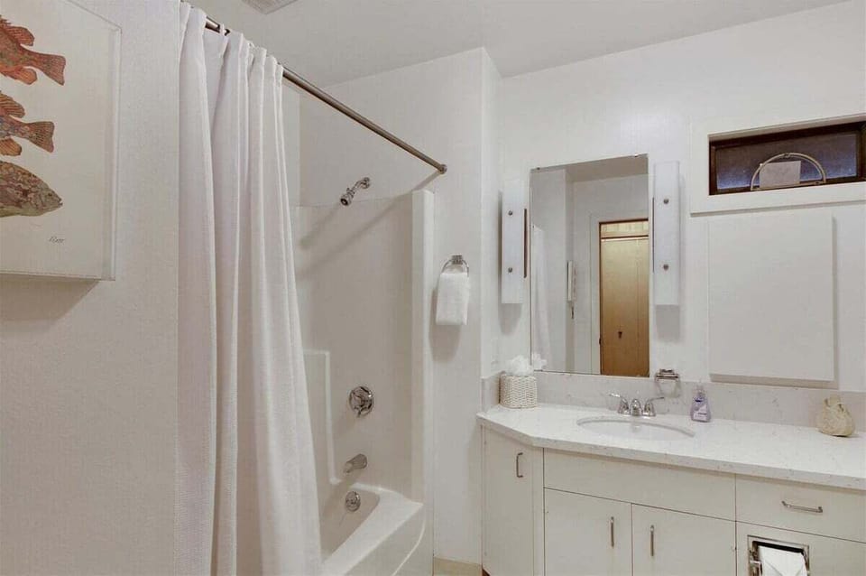 Master Bathroom at The Viewpoint