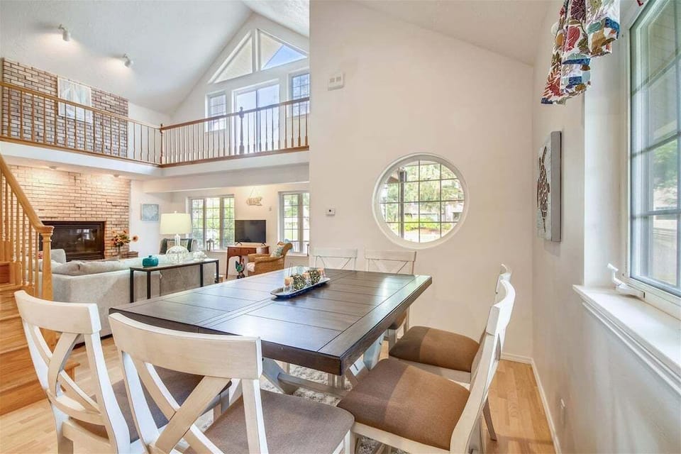 Dining Area at Beach Walk