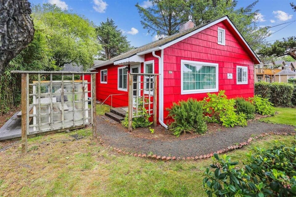 Exterior at Clark Cabin