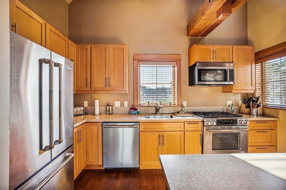 Kitchen at The Lodges B1