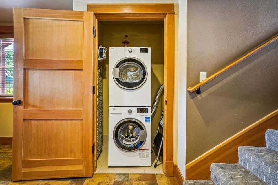 Laundry Closet at The Lodges B1