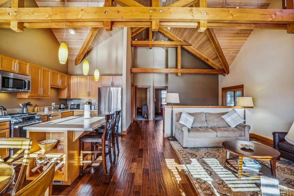 Main Living Area at The Lodges A2