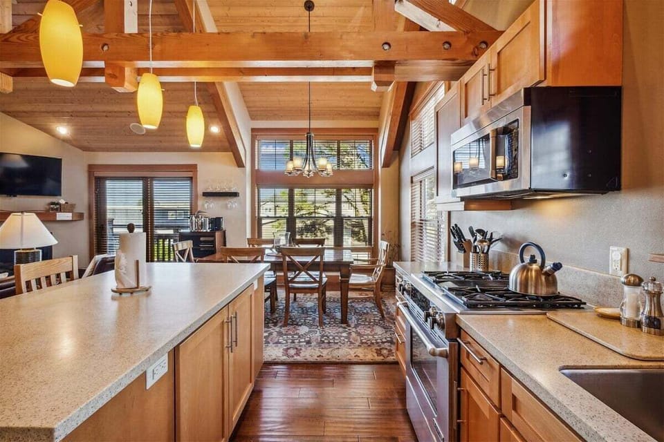 Kitchen at The Lodges B2