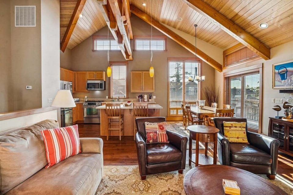 Main Living Area at The Lodges C2