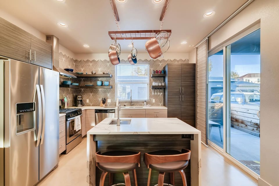 House, Multiple Beds, Patio, Garden View (844 Jerome St. (Unit 1)*) | Private kitchen | Fridge, microwave, oven, stovetop