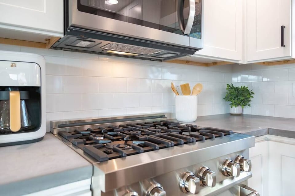 Cook on the gas stove 