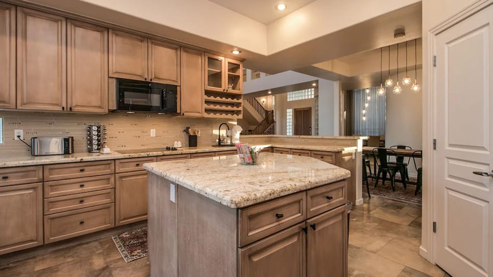 House (4 Bedrooms) | Private kitchen