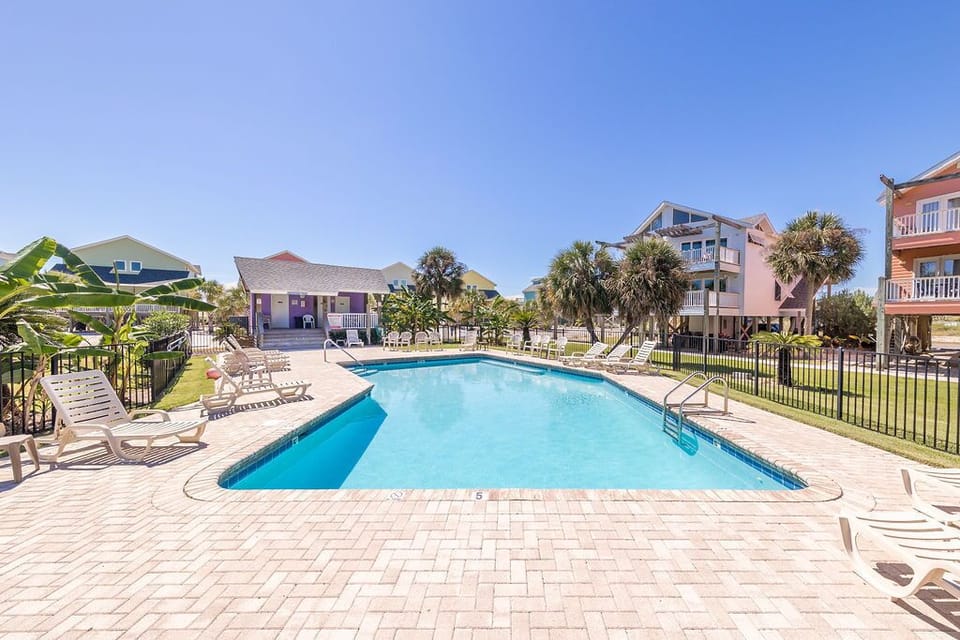 Community Pool - Just steps from the front door! 