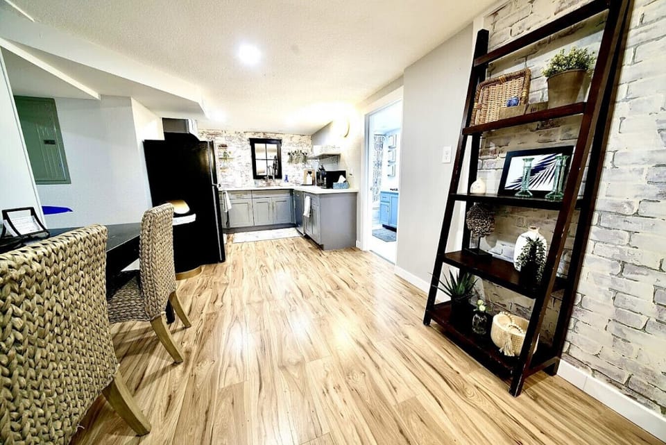 Step into comfort. A worry-free and cozy home.