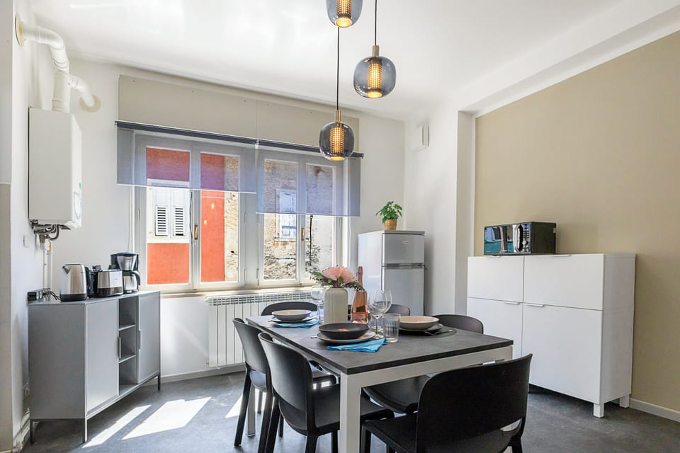 Family Apartment, 2 Bedrooms, Balcony (Appartamento Fabio Few Min From Lake) | Dining