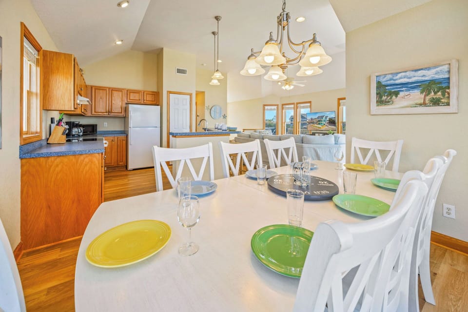Surf or Sound Realty - 1012 - Summer School - Dining Area -3