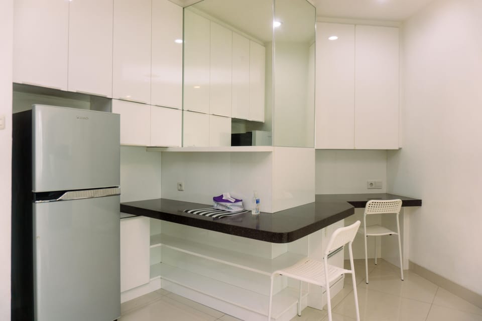 Apartment, 2 Bedrooms | Private kitchen | Fridge, stovetop, cookware/dishes/utensils