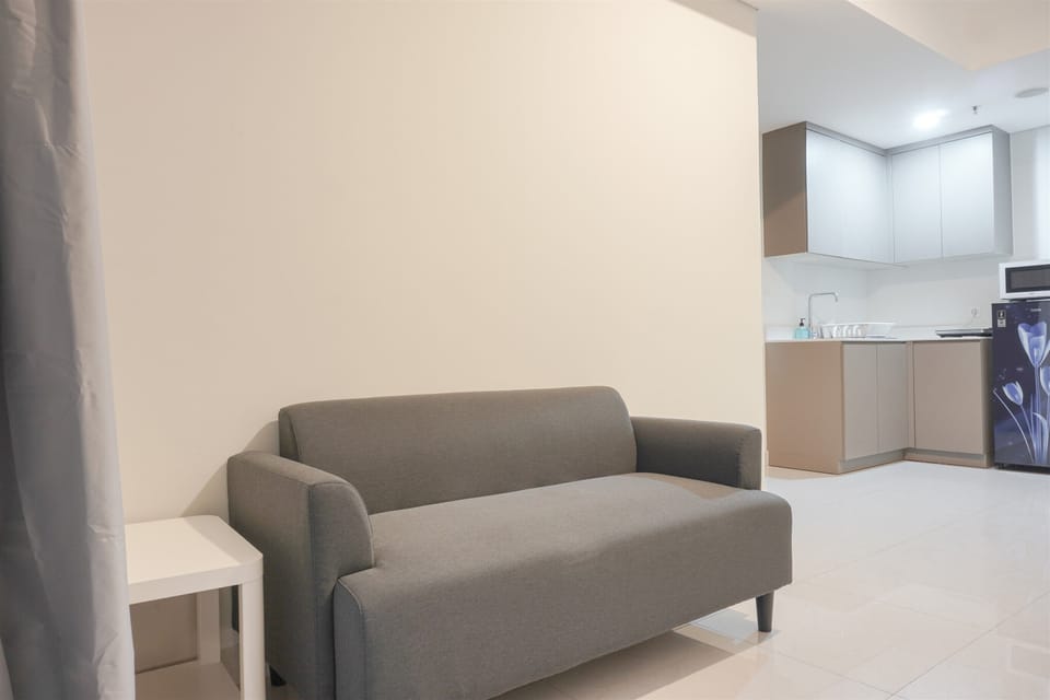 Apartment, 1 Bedroom | Living room | TV