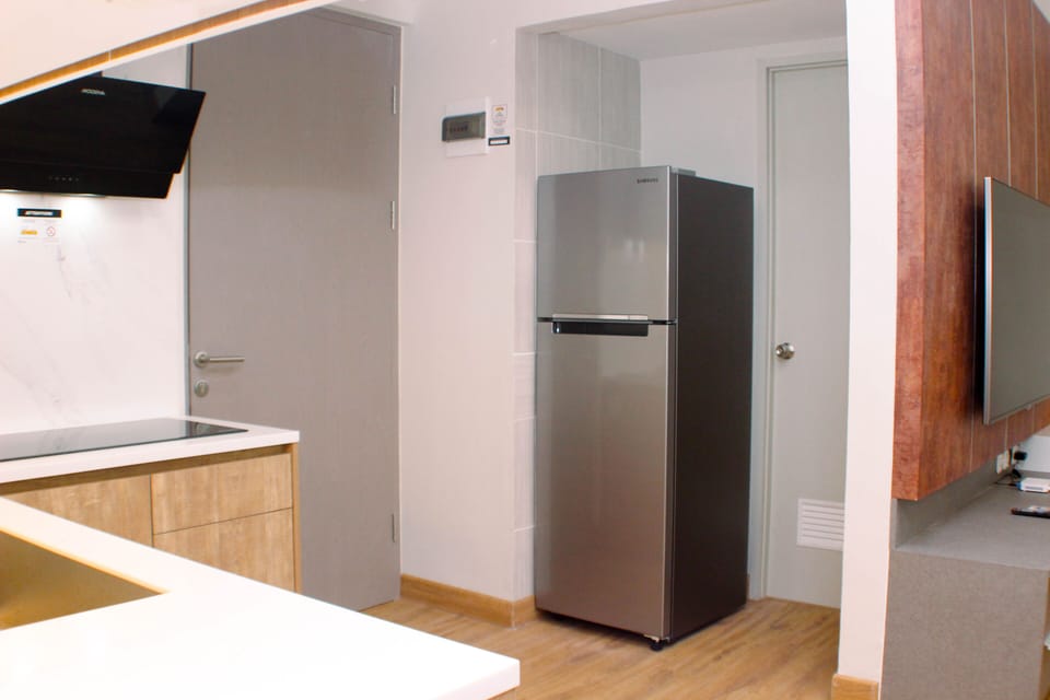Apartment, 1 Bedroom | Private kitchen | Fridge, stovetop, cookware/dishes/utensils