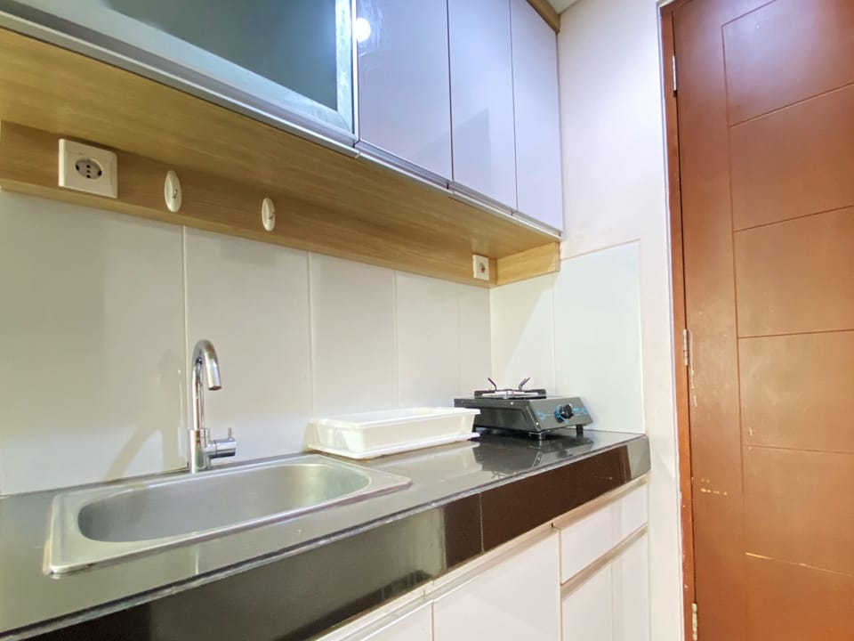Apartment, 2 Bedrooms | Private kitchen | Fridge, stovetop, cookware/dishes/utensils