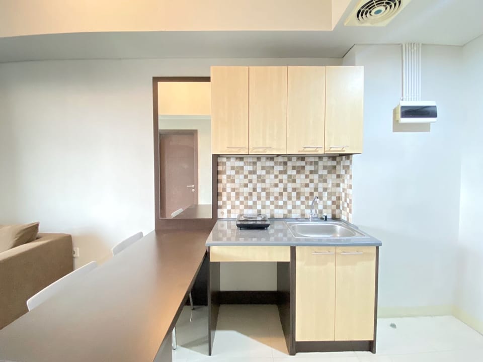 Apartment, 2 Bedrooms | Private kitchen | Fridge, stovetop, cookware/dishes/utensils