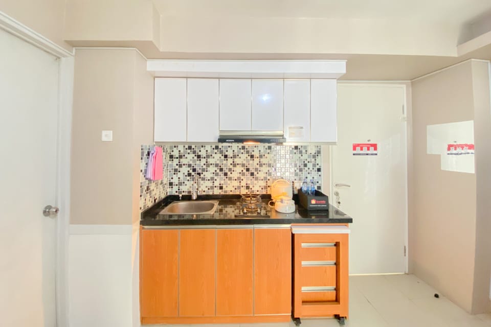 Apartment, 2 Bedrooms | Private kitchen | Fridge, stovetop, cookware/dishes/utensils