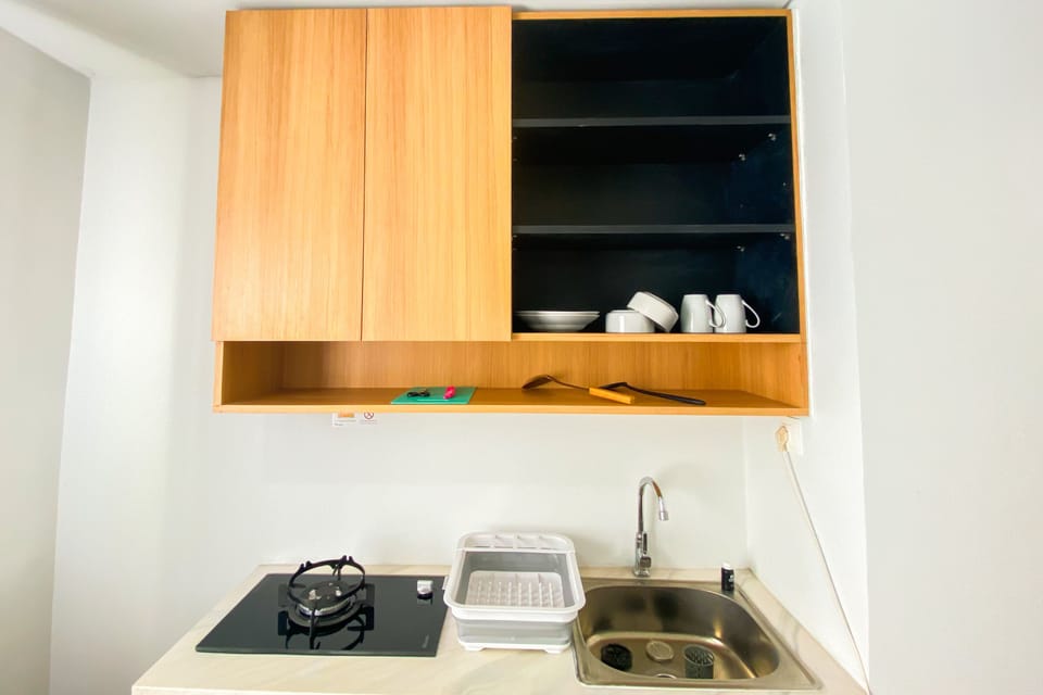 Apartment, 1 Bedroom | Private kitchen | Fridge, stovetop, cookware/dishes/utensils