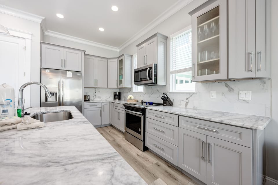 Fully stocked kitchen