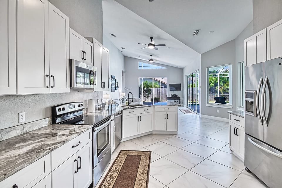 Large Kitchen