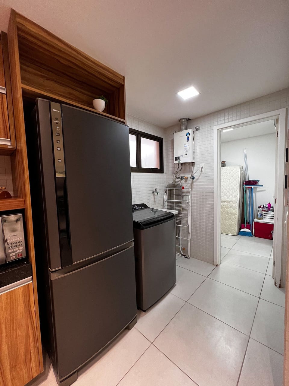 Apartment | Private kitchen | Full-size fridge, microwave, oven, stovetop