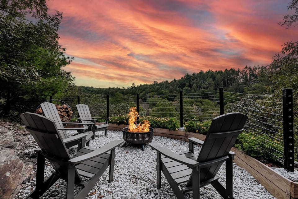 Gather 'round the fire pit for stories, s'mores, sunsets and unforgettable moments!