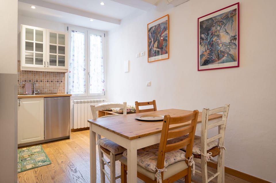 House | 1 bedroom