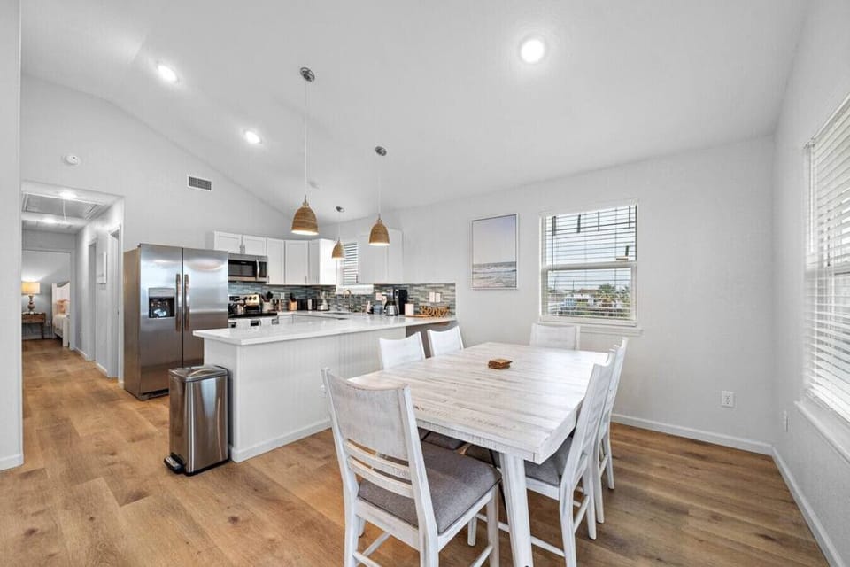 Another angle of the dining area