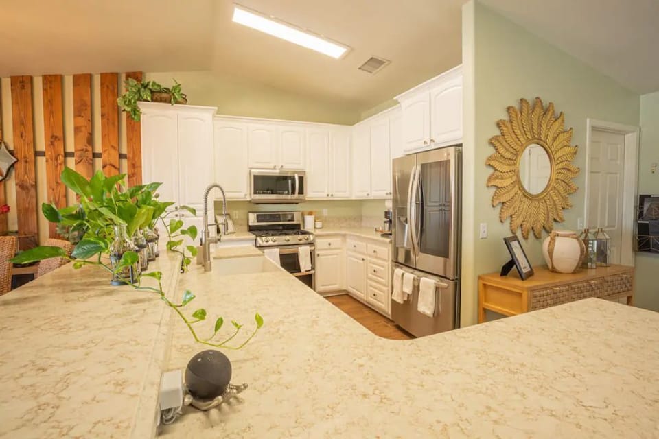 Kitchen Detail/Decor