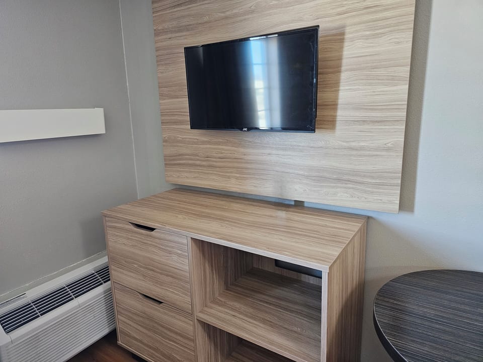 Egyptian cotton sheets, premium bedding, pillowtop beds