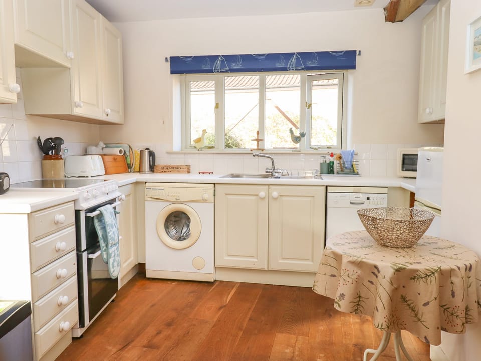 Fridge, dishwasher, electric kettle, toaster