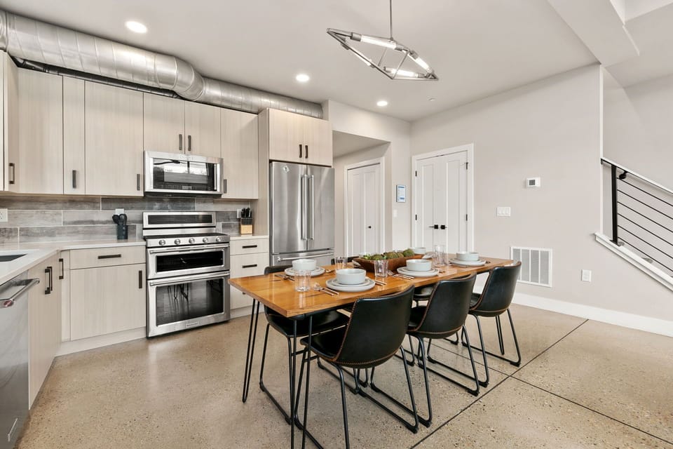 House, Multiple Beds, Hot Tub, Mountain View (750 Jerome St Unit 6) | Private kitchen | Fridge, microwave, oven, stovetop