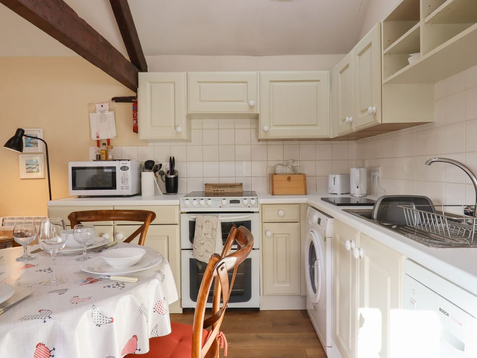 Fridge, dishwasher, electric kettle, toaster