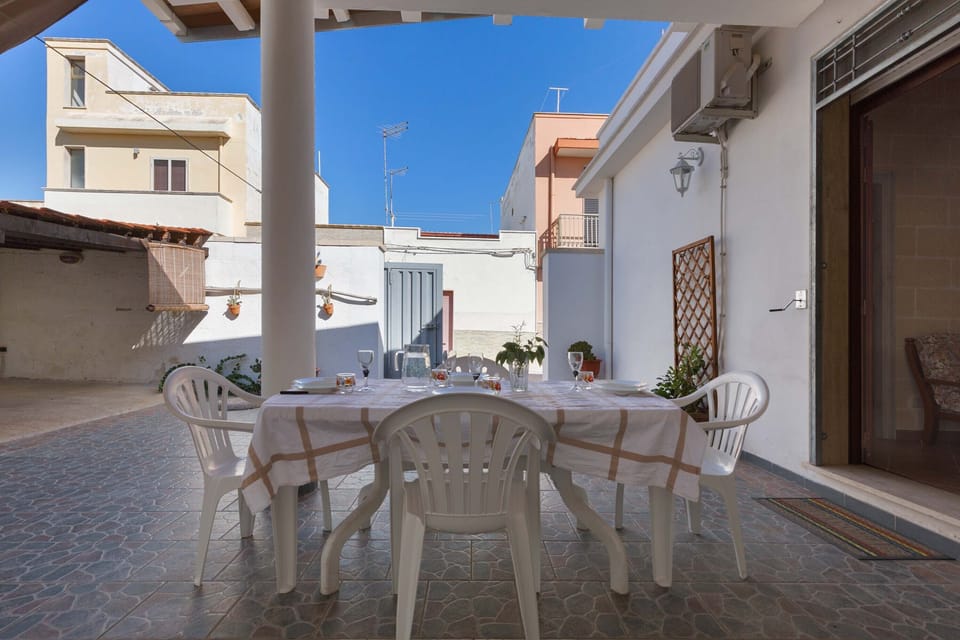 Apartment | Terrace/patio