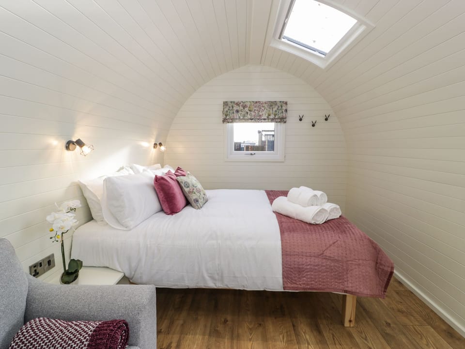 1 bedroom, individually decorated, individually furnished, free WiFi