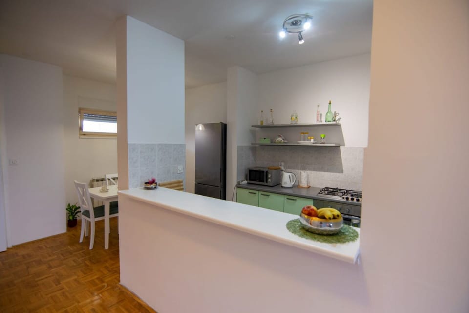 Family Apartment, 2 Bedrooms, Balcony, Courtyard View | Private kitchen | Electric kettle