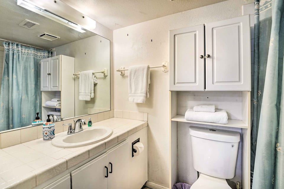 En-Suite Bathroom