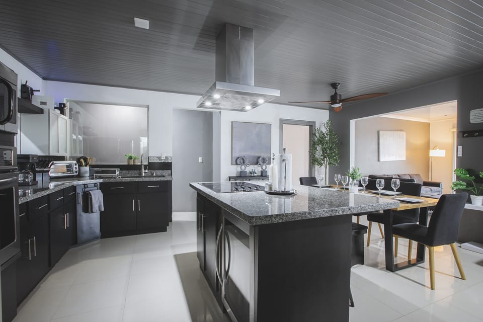Fully equipped kitchen 
