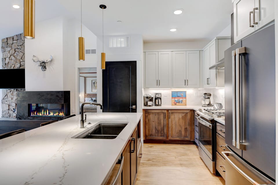 Stunning Fully Equipped Chef's Kitchen