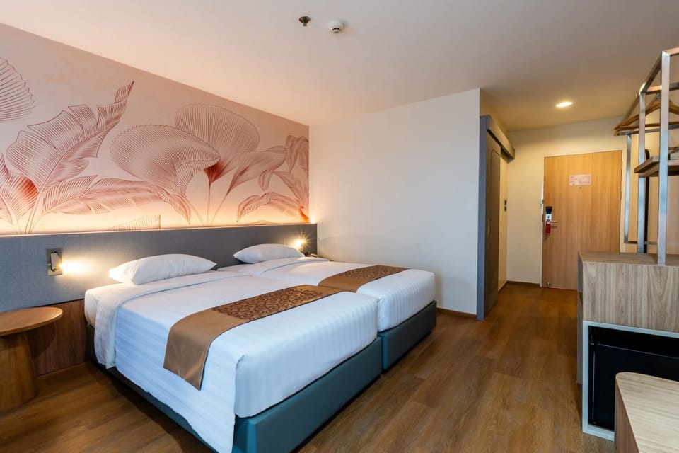 Grand Executive Room | In-room safe, desk, blackout drapes, free WiFi