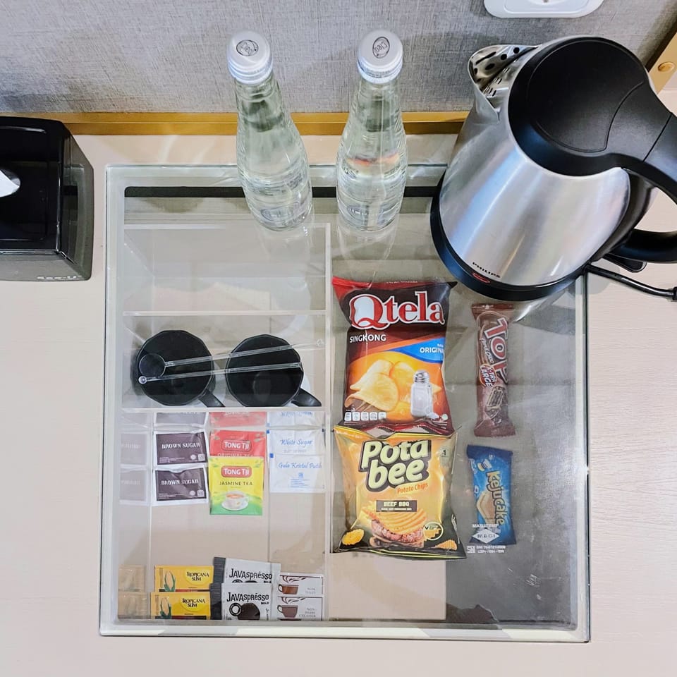 In-room safe, iron/ironing board, free WiFi, bed sheets