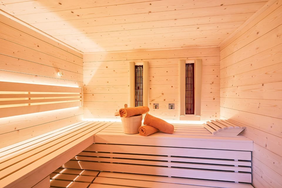 Alpenrose 91 m², 2-5 persons, 2 sep. Bedroom, eat-in kitchen, WLAN, balcony Apartment in Bavaria
