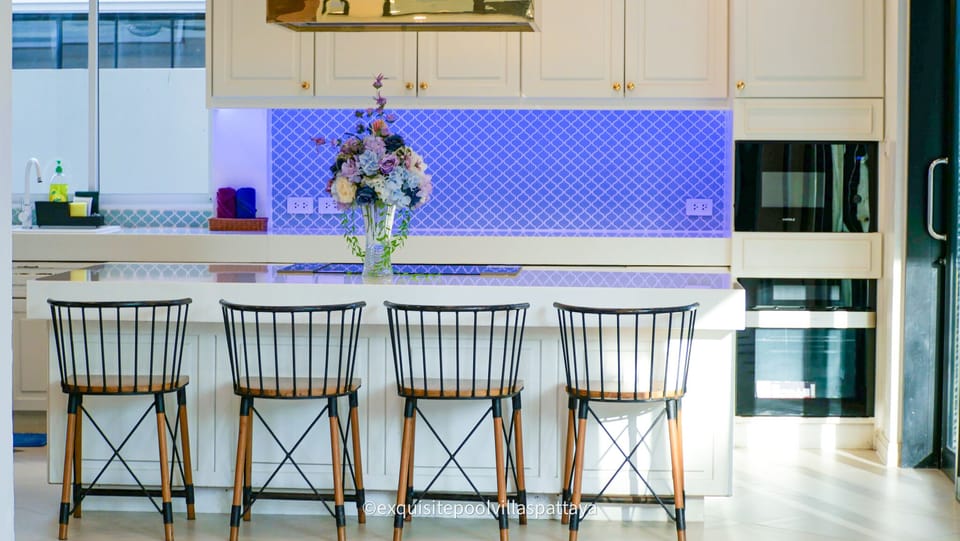 Luxury Villa | Private kitchen