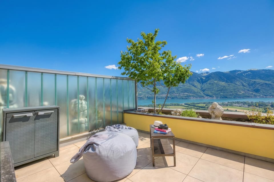 Family Apartment, 2 Bedrooms, 2 Bathrooms, Mountainside (Panorama Maggiore Apartment with Pool) | Terrace/patio